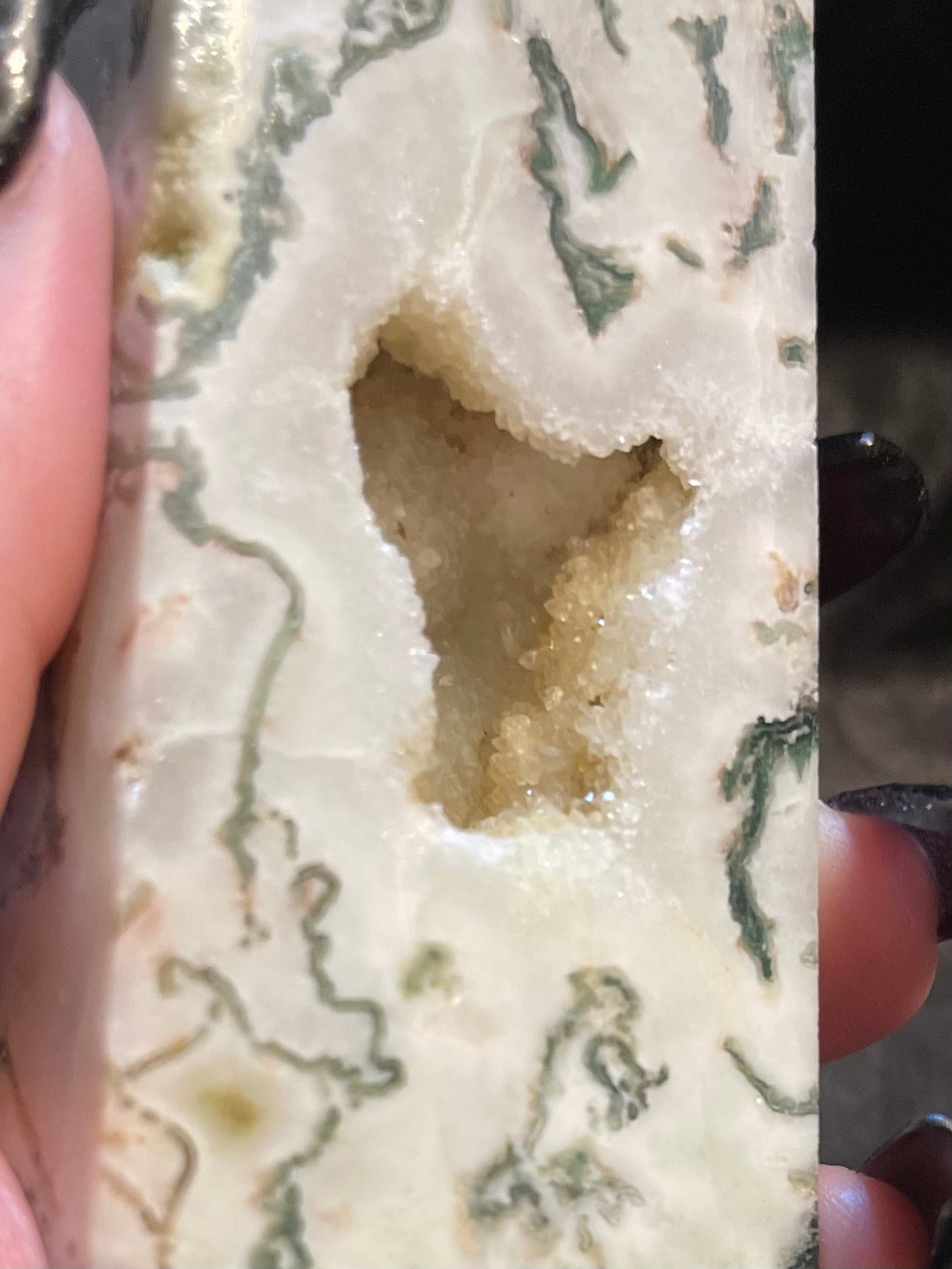 Tree Agate w/Druzy crystal tower, a close view of its surface